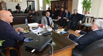 AK Parti İl Başkanı Öz'den Yakutiye'ye Ziyaret