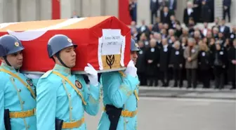 CHP İzmir Milletvekili Öktem İçin TBMM'de Cenaze Töreni Düzenlendi