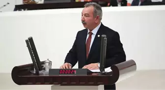 CHP'li Milletvekili Vatandaşa Silah Çekti İddiası