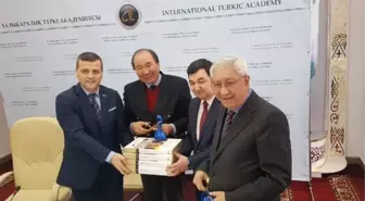 Tehlikedeki Türk Dilleri' Kitabının Tanıtım Toplantısı Astana'da Yapıldı