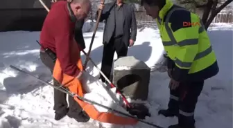 Kayseri Erciyes Eteklerindeki Kuyulara Kar Basılıyor