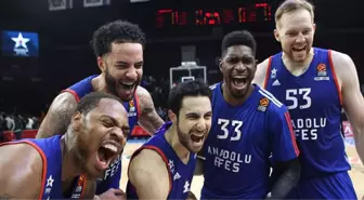 Anadolu Efes, 19 Sayı Geriden Gelerek Emporio Armani Milan'ı 90-86 Yendi