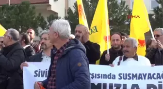 Antalya Eğitim Sen Ihraçları Protesto Etti