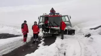 Bingöl'de Rahatsızlanan Gebe Kadın Kurtarıldı