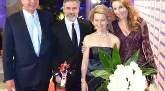 Clooney Ailesi İkiz Bebek Bekliyor