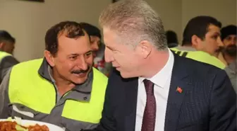 Vali Gül, Çimento ve Beton Travers Fabrikası'nı Gezdi