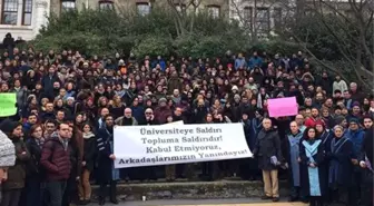 Dha İstanbul- Boğaziçi Üniversitesi'nde İhraç Edilen Akademisyen İçin 'Sessiz' Eylem