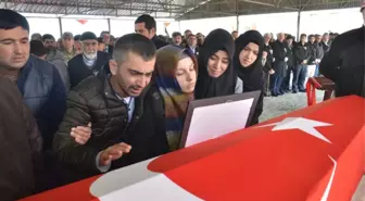 Dha Yurt;el Bab Şehidi Uzman Çavuş Şahin' İ 4 Bin Kişi Uğurladı