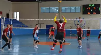 Bitlis Voleybolda Batman'ı 3-0 Yendi