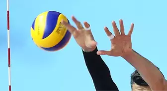 Voleybol: Efeler Ligi