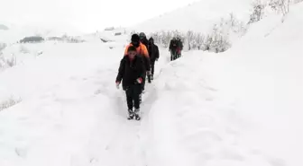 Öğrencilerin 7 Saatlik Zorlu Yürüyüşü