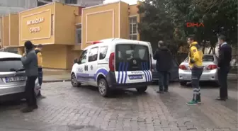 Şişli'de Sokakta Ceset Bulundu