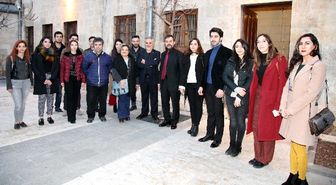 Gaün'de Kişisel Anlatılar Karma Sergisi Açıldı