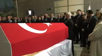 Kalp Krizi Geçiren Cumhuriyet Savcısı Son Yolculuğuna Uğurlandı