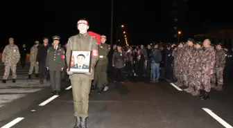 Şehit Teğmenin Cenazesi, Ordu-Giresun Havalimanı'na Getirildi