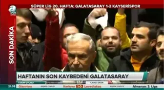 Galatasaray Taraftarından Cengöz Özyalçın'a Beyaz Mendil