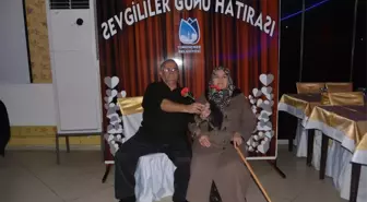 Ömürlük Sevdalılar Gönüllerince Eğlendi