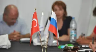 Rus ve Türk Bakan Yardımcıları Moskova'da Buluştu