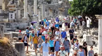Türkiye Turizm Gelirlerinde İlk 10'da