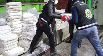 İran Sınırında Rekor Uyuşturucu Yakalandı