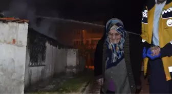 Evi Yanan Anne, Oğlunu Göremeyince Gözyaşlarına Boğuldu