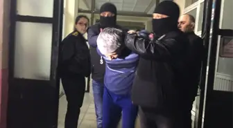 Dha İstanbul- Fetö'den Aranan Eski Hakim ve 2 Savcı Saklandıkları Evde Yakalandı (1)