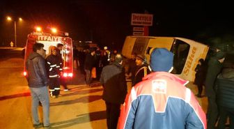 Konya'da Otobüs ile Otomobil Çarpıştı: 6 Yaralı