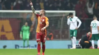 Sneijder'siz Olmuyor!