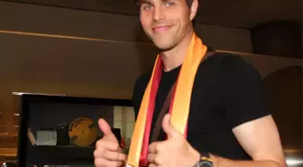 Elmander Iflasın Eşiğinde