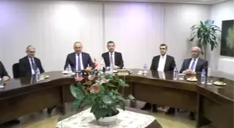 Lefkoşa) Çavuşoğlu, Başbakan Hüseyin Özgürgün ile Görüştü