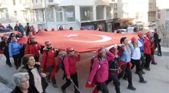 Atatürk ve Istiklal Yolu Yürüyüşü' Tamamlandı