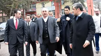 Dışişleri Bakanı Çavuşoğlu Kızılcahamam'ı Ziyaret Etti