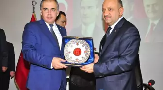 Bakan Işık: 'Türkiye'de Parlamenter Sistemi Tıkayan CHP'dir'