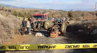 Devrilen Traktörün Altında Kalan Sürücü Öldü