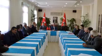 Kaymakam Ünlüsoy Muhtarlarla Bir Araya Geldi