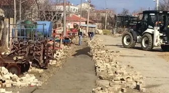 Süleymanpaşa Belediyesi yol yapım ve onarım çalışmalarına devam ediyor