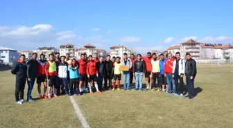 Korkuteli Belediyespor'a Tatlı İkramı