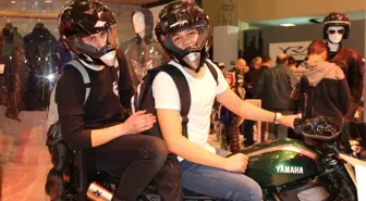 Motobike Fuarı'nda Kenan Sofuoğlu Damgasını Vurdu