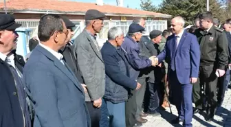 Niğde Valisi Ertan Peynircioğlu, Belde Ziyaretlerini Sürdürüyor