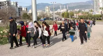 Önce Doğa Yürüyüşü, Sonra Domates Yeme Yarışması