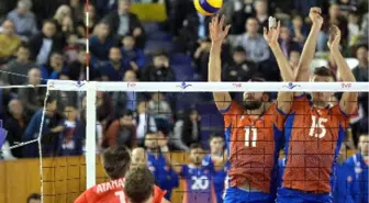 Voleybol: Efeler Ligi