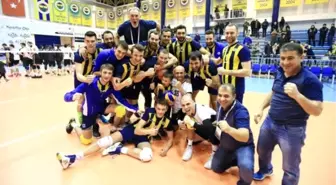 Voleybol: Efeler Ligi