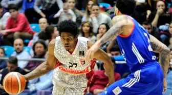 Muratbey Uşak-Anadolu Efes: 78-80