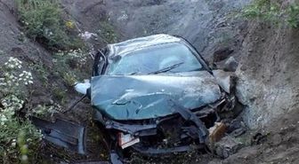 Uçuruma Yuvarlanan Otomobilin Sürücüsü Ağır Yaralandı