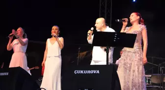 Candan Erçetin ve Kardeş Türküler'den Müzik Ziyafeti