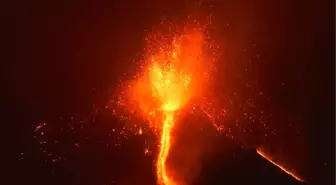 İtalya'da Etna Yeniden Faaliyete Geçti