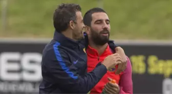 Luis Enrique: Arda'nın Gijon Maçında Oynayacağını Düşünüyorum