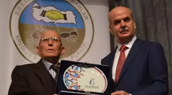 51 Yıllık Başkan Koltuğu Bıraktı