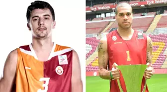 Galatasaray'da 2 Isim Süresiz Kadro Dışı