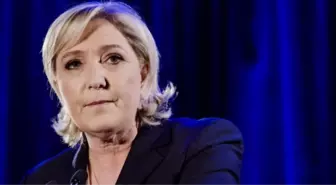 Ap, Cumhurbaşkanı Adayı Le Pen'in Dokunulmazlığını Kaldırdı